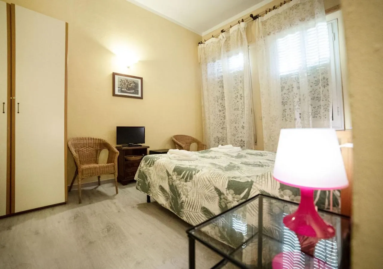 Argentiere Room Apartments Флоренция Отель типа 