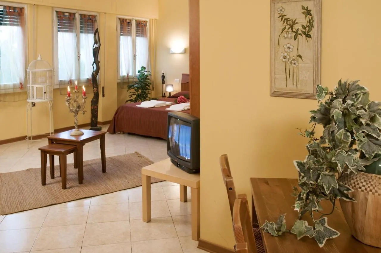 Argentiere Room Apartments Флоренция