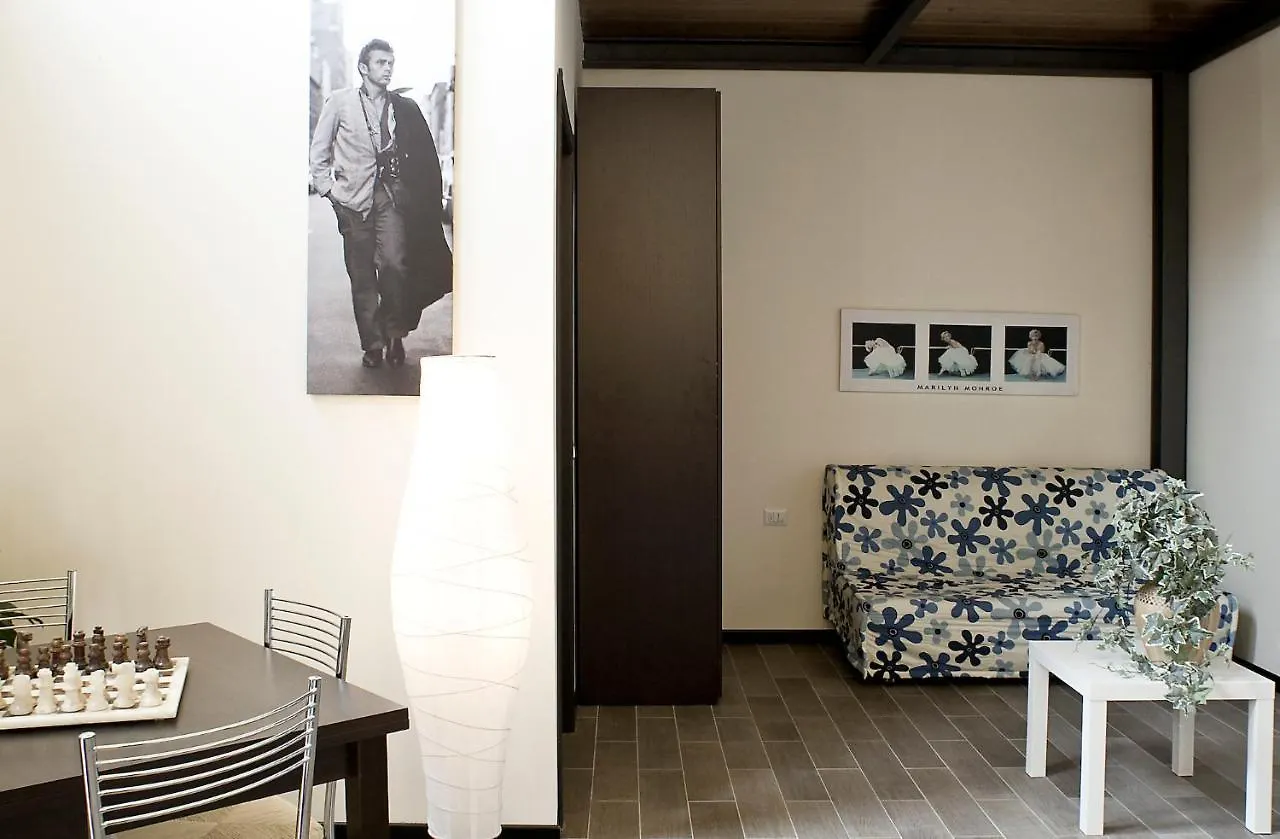 Argentiere Room Apartments Florence