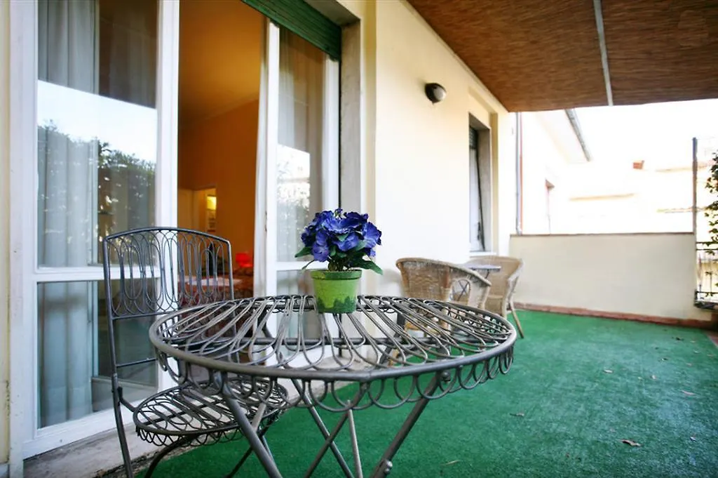 Argentiere Room Apartments Florenz 3*,